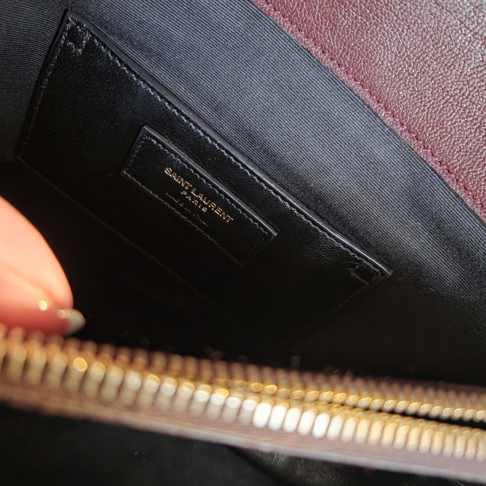 YVES SAINT LAURENT Cassandra Envelope Bag Authentic Burgundy Leather - Picture 10 of 15